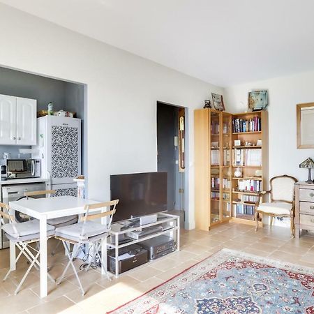 Charming Apartment With Terrace By Weekome Paris Eksteriør billede
